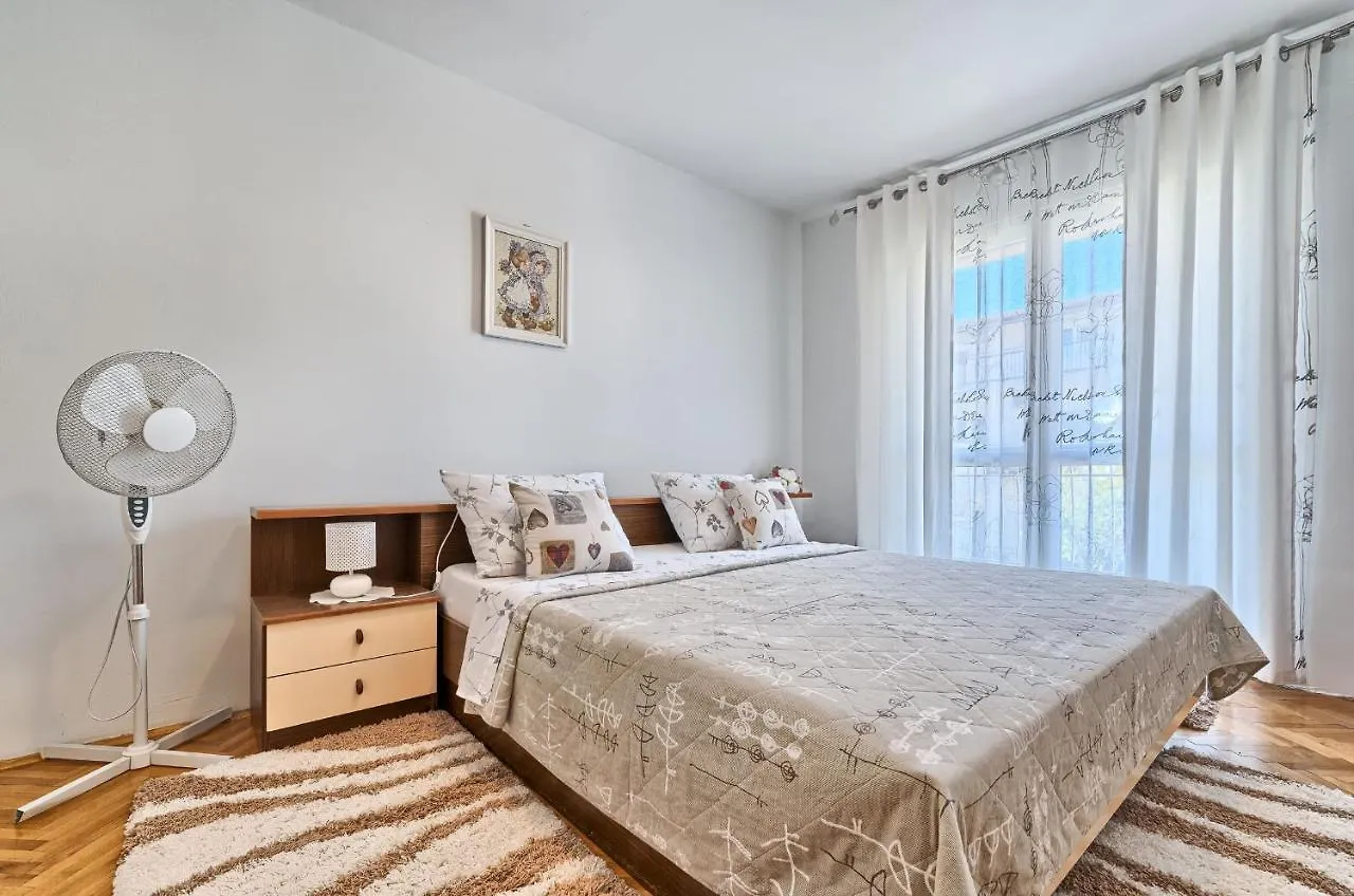 Apartments Meridians Kastela