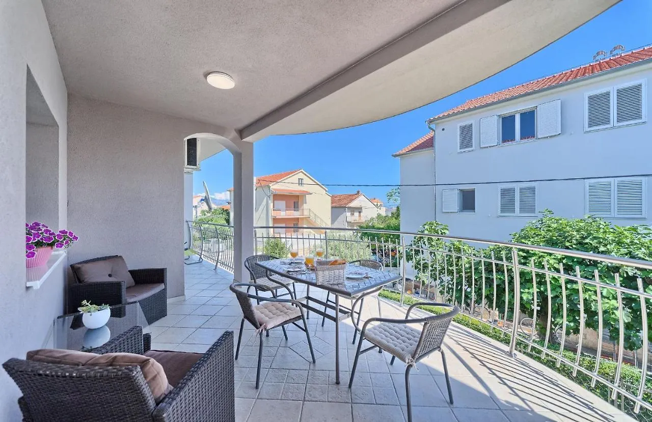 Apartments Meridians Kastela