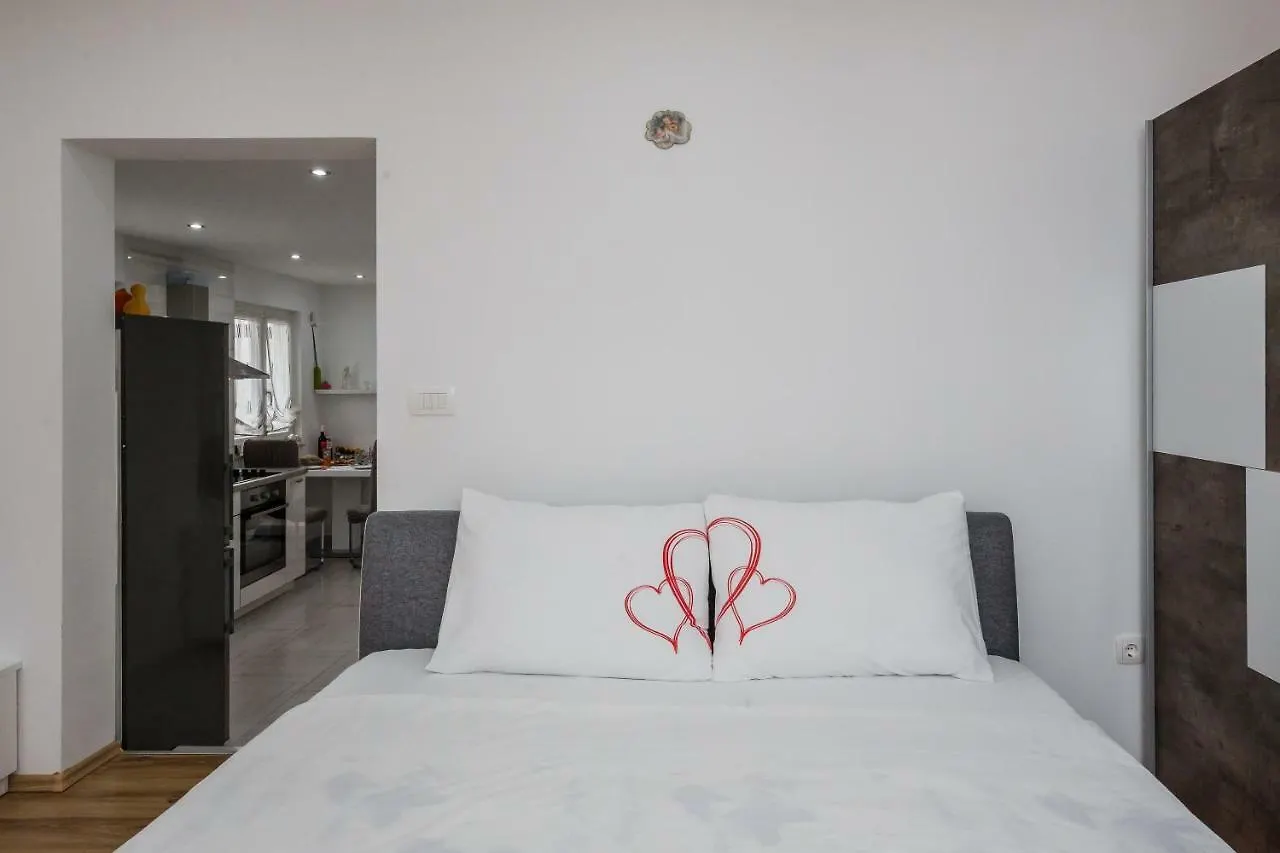 Apartments Meridians Kastela 0*,  Croatia