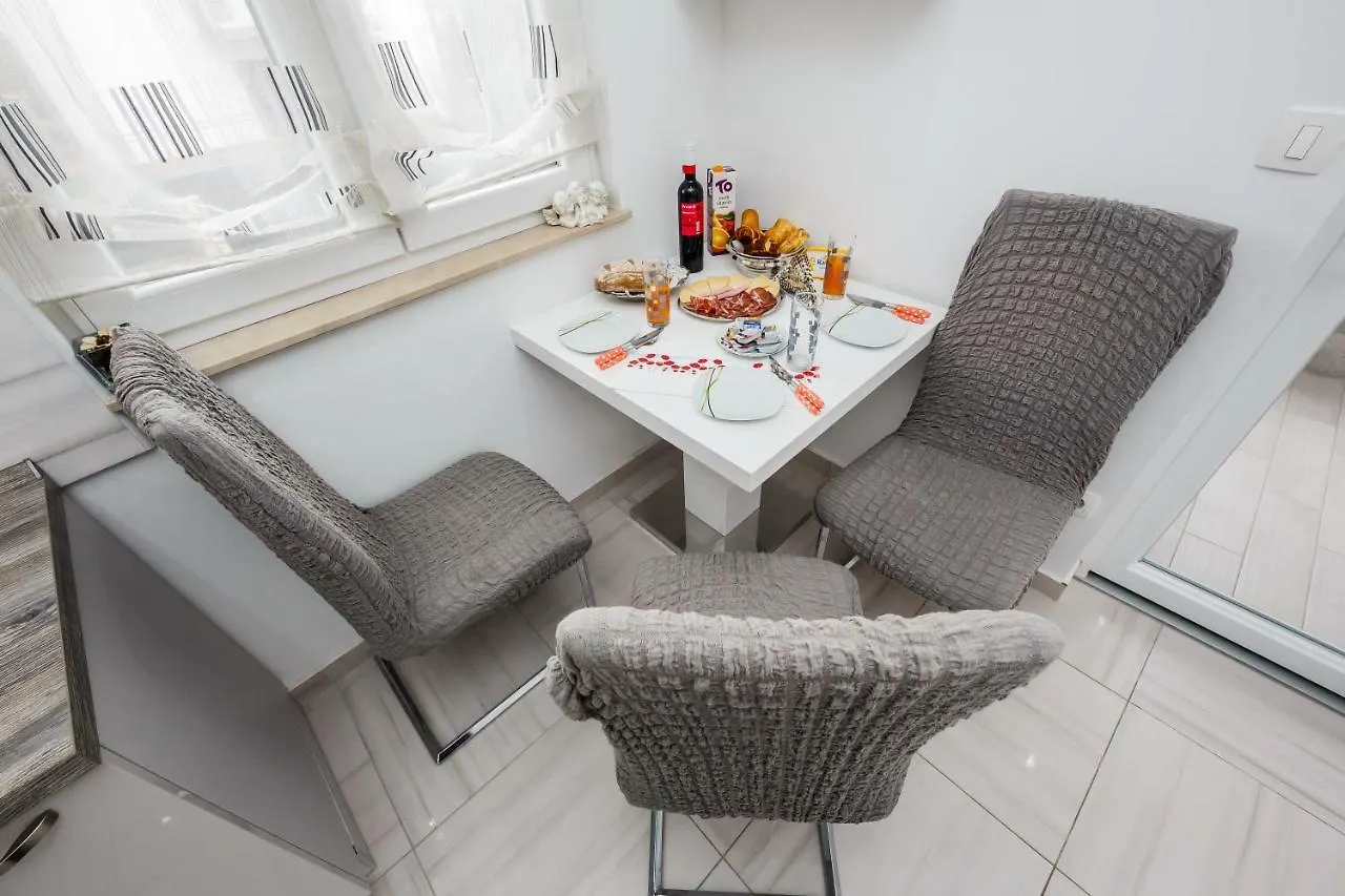 Apartments Meridians Kastela