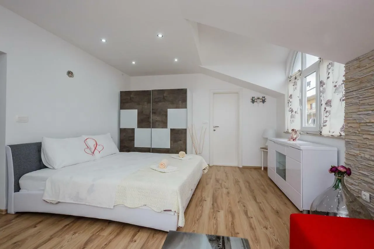 Apartments Meridians Kastela