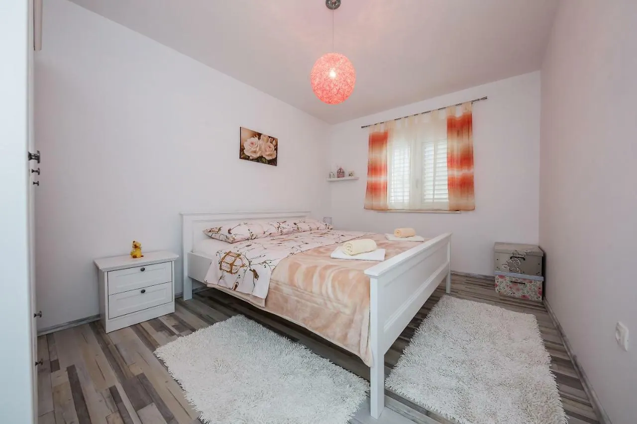 Apartments Meridians Kastela