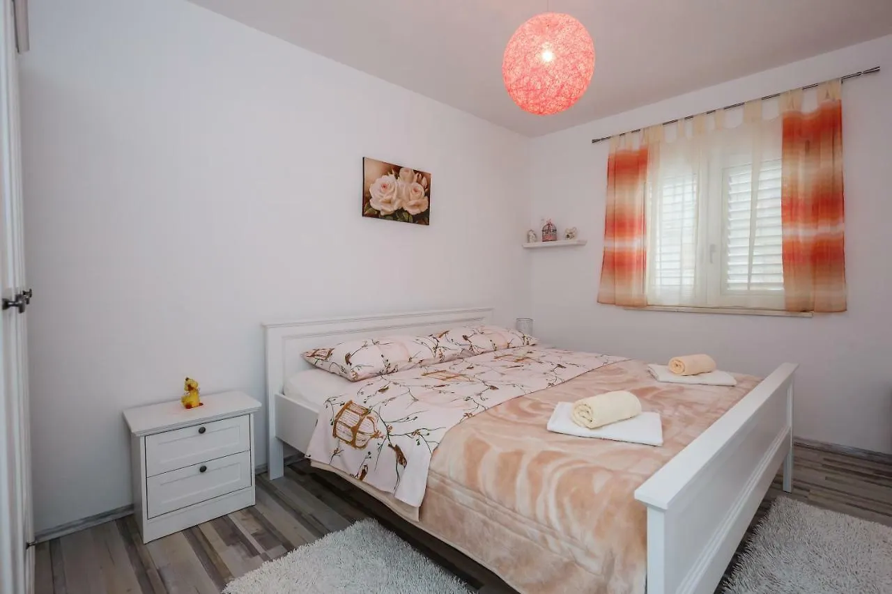 Apartments Meridians Kastela
