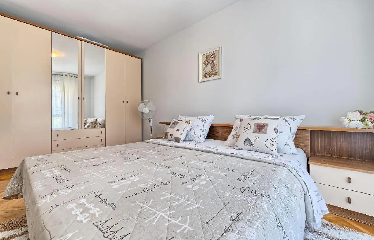 Apartments Meridians Kaštela